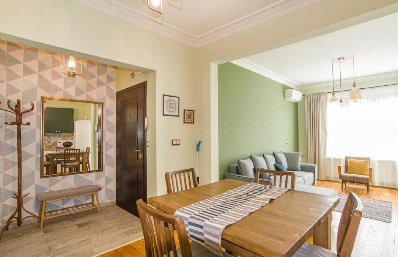 Top Central 2 Bedroom Apartment Next To Ndk Szófia Kültér fotó